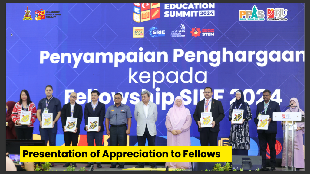 SIFP2025_PenyampaianPenghargaan SIFP 2025 Penyampaian Penghargaan